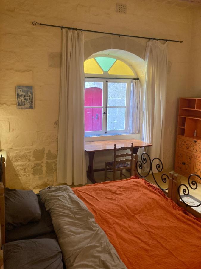 Peaceful Farmhouse Stay With Cozy Yard Għarb Kültér fotó