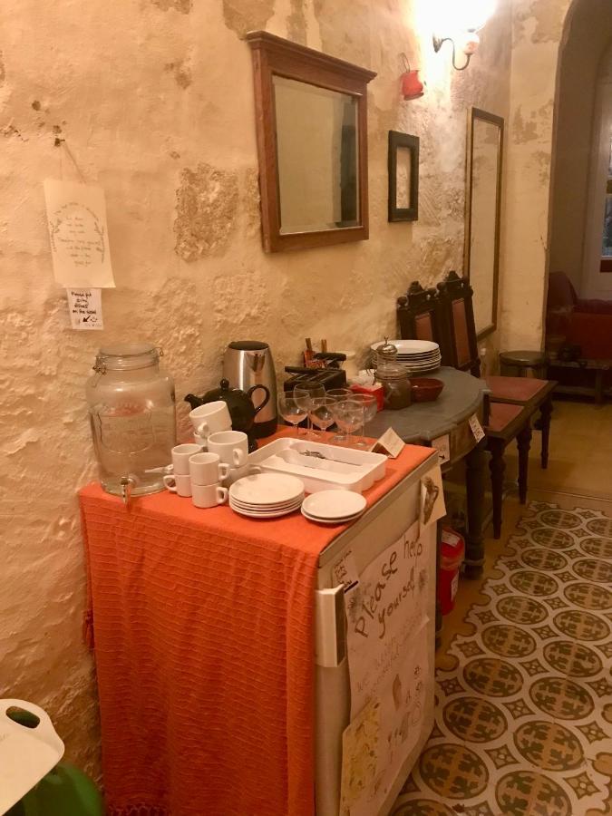 Peaceful Farmhouse Stay With Cozy Yard Għarb Kültér fotó